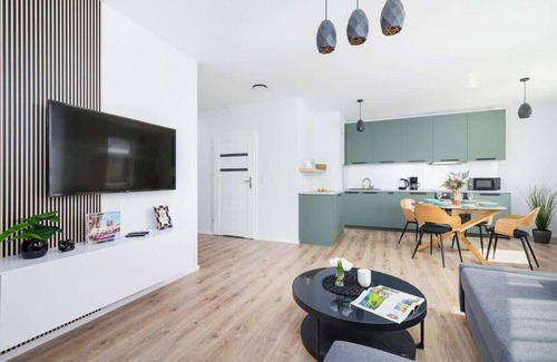 Bronowice Apartment | Cozy 1 Bedroom with Balcony & Family-Friendly Amenities