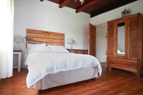 Barrydale Ski Chalet | Discover Bronze Grove Farm and Chalets: Oceanfront Retreat