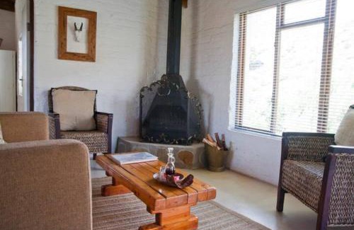 Barrydale Ski Chalet | Discover Bronze Grove Farm and Chalets: Oceanfront Retreat