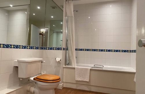 Mollington Hotel | Relax at Brook Mollington Banastre Hotel and Spa Retreat