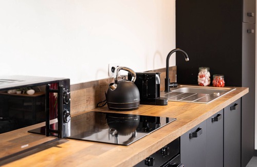 Montry Apartment | Brooklyn Hotel: Steps Away from Disneyland Adventure