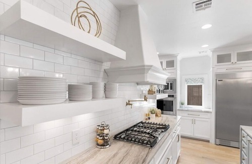 Tulsa House | Brookside Birdie: Family-Friendly Retreat with Spa & More