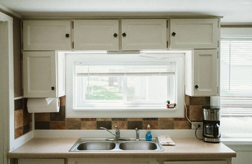 Grawn House | Brookside Cottages and Resort Dandy Cottage