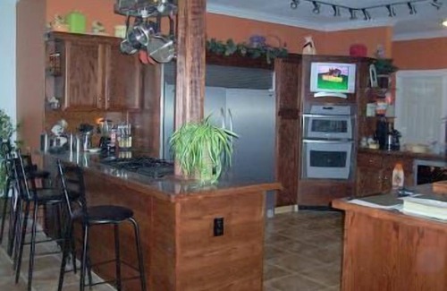 Laurens Bed & Breakfast | Discover Brookside Inn At Laurens: Rated 9.4 with Spa & Dining