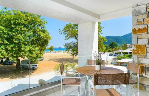 Skala Potamias Apartment | Oceanfront Brothers Studios & Suites: Rated 9.6 by Guests