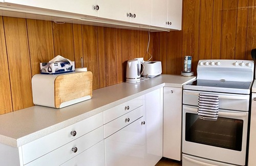 Broulee House | Cozy Broulee Beach House - Family Friendly with Ocean Views