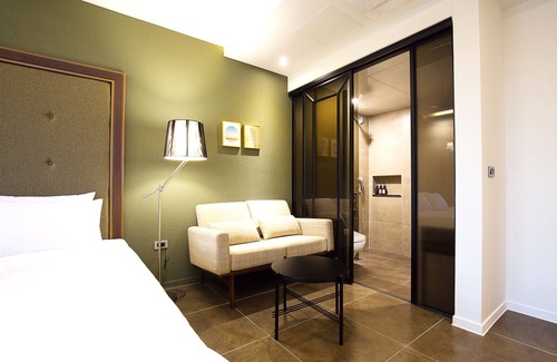 Choryang Hotel | Relax at Brown Dot Busan Station Sky Garden with Spa & Dining