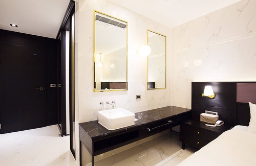 Choryang Hotel | Relax at Brown Dot Busan Station Sky Garden with Spa & Dining
