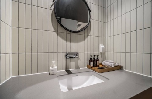 Dongnae District Hotel | Eco-Friendly Brown Dot Hotel Near Busan Sajik Stadium