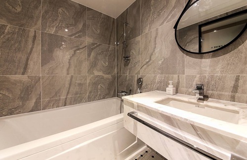 Busan Hotel | Discover Brown Dot Hotel Nampo Chungmu: Eco-Friendly Comfort