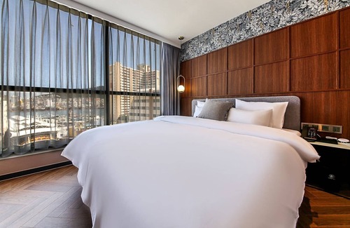 Busan Hotel | Discover Brown Dot Hotel Nampo Chungmu: Eco-Friendly Comfort