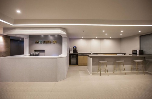Masan Hotel | Guest Rated: Browndot Hotel Masan Odong with Family Amenities