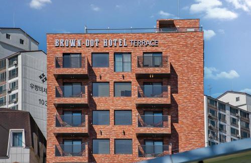 Pohang Hotel | Pet-Friendly Browndot Terrace with Oceanfront Views