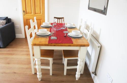 Kentstown Apartment | Ultimate Family Retreat at Brownstead Cottage, Rated 10/10