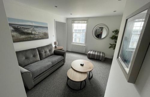 Modbury Apartment | Family-Friendly Brownston Apartments with Amazing 9.1 Rating