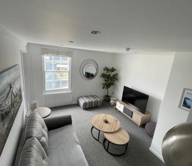 Modbury Apartment | Family-Friendly Brownston Apartments with Amazing 9.1 Rating