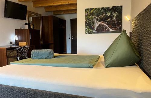Ansfelden Hotel | Discover Brucknergut: Family-Friendly Retreat with High Ratings