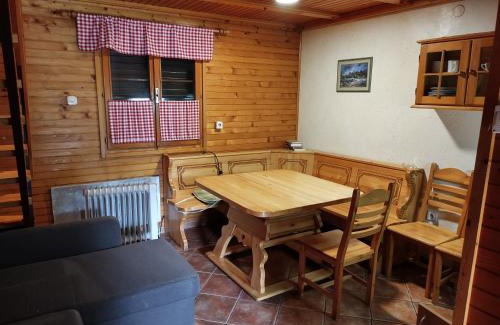 Slovenska Bistrica Apartment | Top-Rated Brunarica 6A near Smučišče Trije Kralji