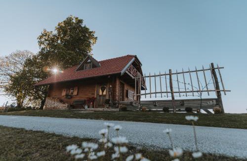 Majsperk Ski Chalet | Relax at Brunarica Dežno - Family and Pet Friendly Retreat