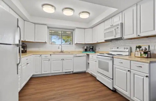 Tri-Cities House | Inviting Bruneau Bungalow Side B: Pet-Friendly Retreat