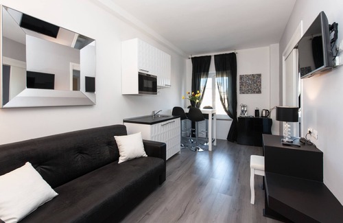 Rione XIV Borgo House | Brunelleschi Holidays: Eco-Friendly Stay with Spa & Breakfast