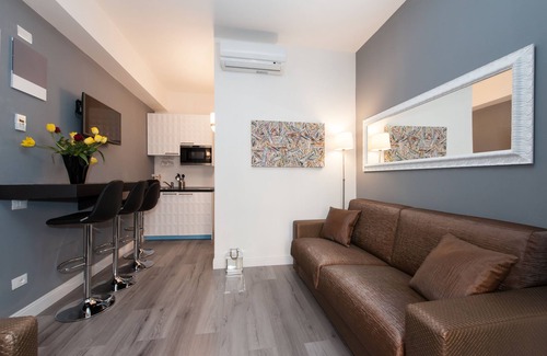 Rione XIV Borgo House | Brunelleschi Holidays: Eco-Friendly Stay with Spa & Breakfast