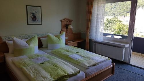 Bruttig-Fankel House | Top-Rated Brunnenhof: Family-Friendly with Breakfast Included