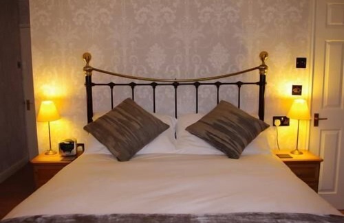 Barnard Castle House | Brunswick House: Family-Friendly Retreat with Breakfast Included