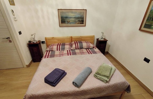 San Giorgio di Piano Bed & Breakfast | Bruzio House B&B in very quiet residential area