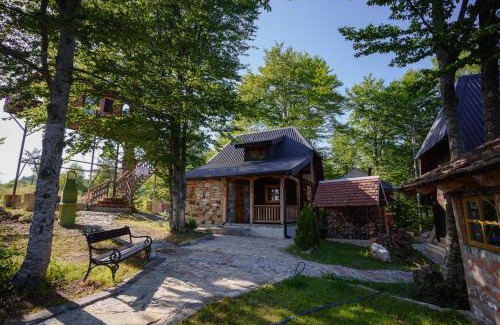 Kremna House | Pet-Friendly Brvnara Iverak with Perfect 10/10 Reviews
