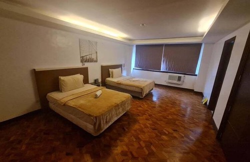 Palanan Hotel | Modern Comfort at Bryan Condo Makati with Family-Friendly Amenities