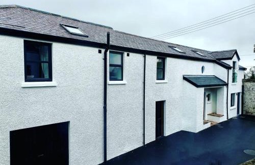 Bryansford Apartment | Outstanding Bryansford Cottage Stables - Pet & Child Friendly