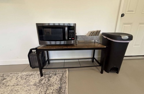 Alton Cabin | Experience Woodland View: Guest Rated 10/10 & Pet Friendly