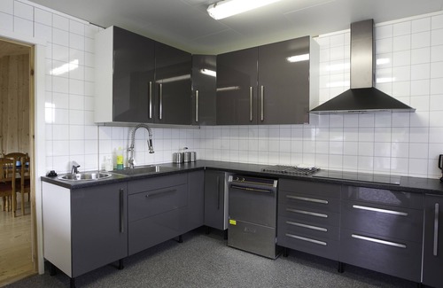 Solfjellsjoen Apartment | Oceanfront Retreat at Brygga på Dønna - Rated 10/10!
