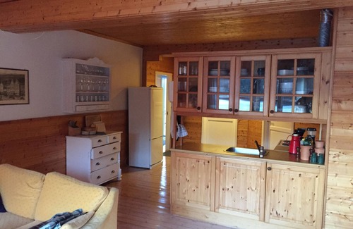 Solfjellsjoen Apartment | Oceanfront Retreat at Brygga på Dønna - Rated 10/10!