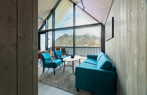 Henningsvaer Apartment | Family-Friendly Bryggeleilighet in Henningsvær - 9/10 Rated