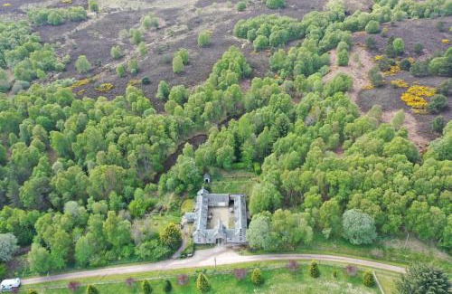 Aberlour House | Perfect Getaway at Brylach Steading - Family & Pet Friendly