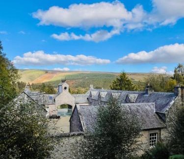 Aberlour House | Perfect Getaway at Brylach Steading - Family & Pet Friendly