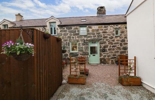 Rhyd-y-clafdy House | Explore Bryn Aber Bach: 4-Star Pet-Friendly Retreat