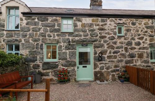 Rhyd-y-clafdy House | Explore Bryn Aber Bach: 4-Star Pet-Friendly Retreat