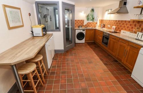 Rhyd-y-clafdy House | Explore Bryn Aber Bach: 4-Star Pet-Friendly Retreat
