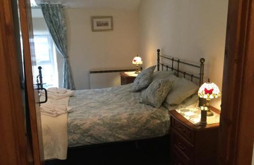 Beddgelert House | Pet-Friendly Retreat at Bryn Cilio - 4 Star Rated Haven