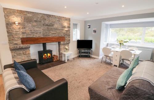 Bethesda House | Bryn