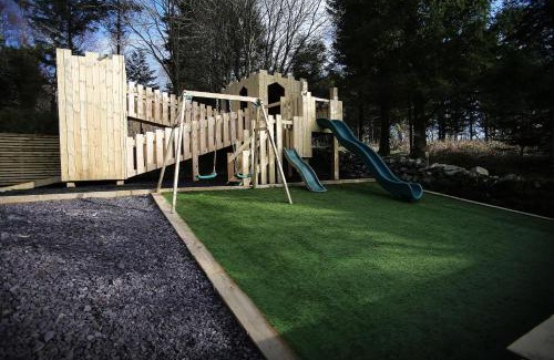 Gwynedd- Snowdonia House | Pet-Friendly Bryn Glo: Guest Rated 9.8/10 for Families