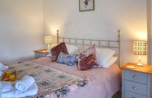 Bala House | Pet-Friendly Bryn Melyn - Highly Rated 4-Star Getaway