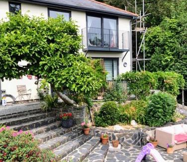 Barmouth House | Discover Bryn Mynach: Guest Rated 9.4/10 for Comfort