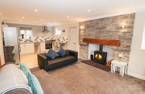 Bethesda Cottage | Discover Bryn: Pet-Friendly Country Cottage in Bethesda