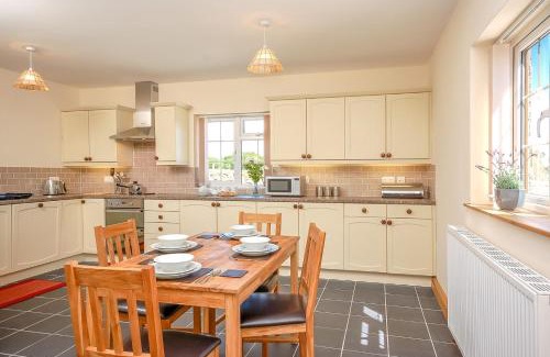 Rhyd-y-clafdy House | Bryncaled