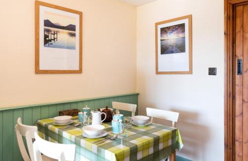 Kidwelly House | Enjoy Oceanfront Bliss at Bryntowy - Rated 9.4/10