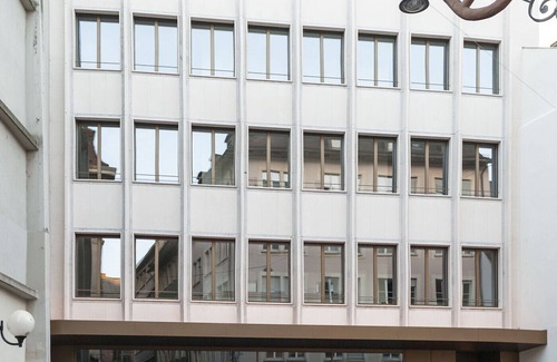 Basel City Centre Apartment | Discover BS Picasso I - Pet Friendly Gem Near Marktplatz